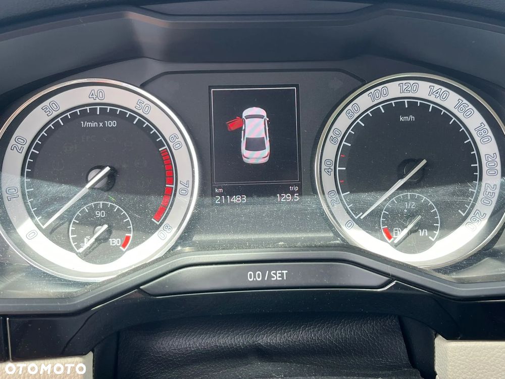 Skoda Superb 2.0 TSI 4x4 L&K DSG - 8