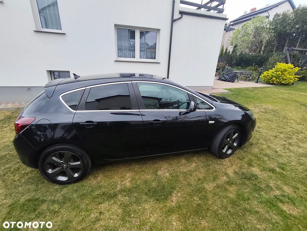 Opel Astra 1.4 T Cosmo - 15