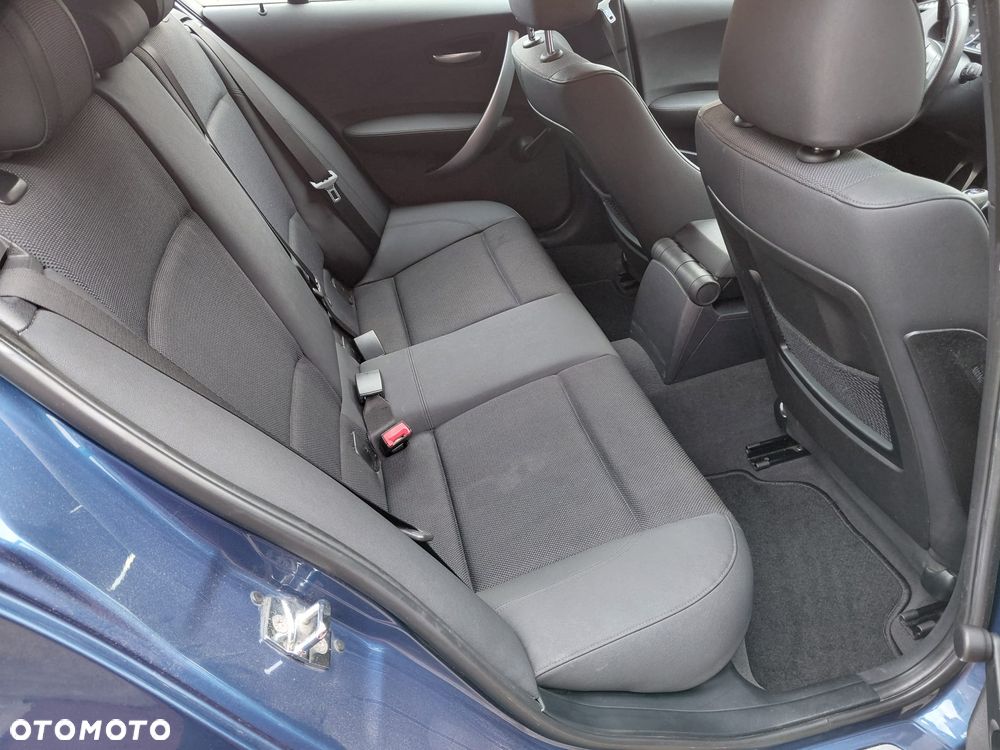 BMW Seria 1 - 16