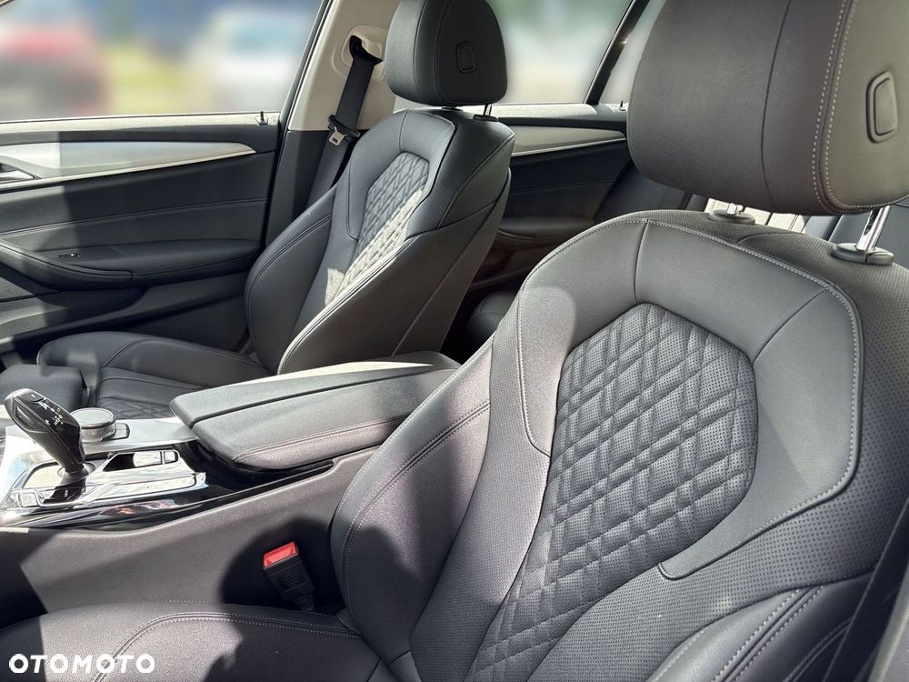 BMW Seria 5 - 11