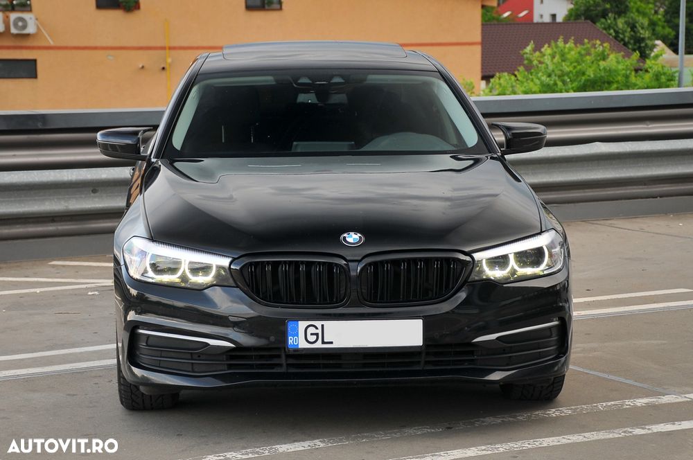 BMW Seria 5 530i Aut. - 1