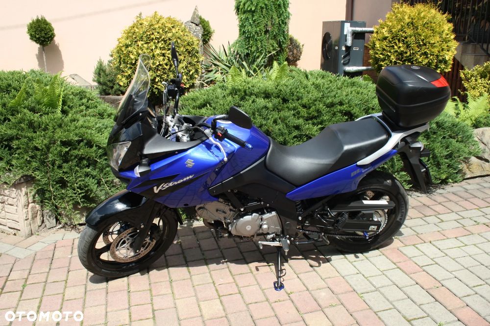 Suzuki V-STROM - 8