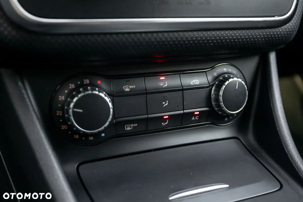 Mercedes-Benz Klasa A 200 CDI 7G-DCT - 26