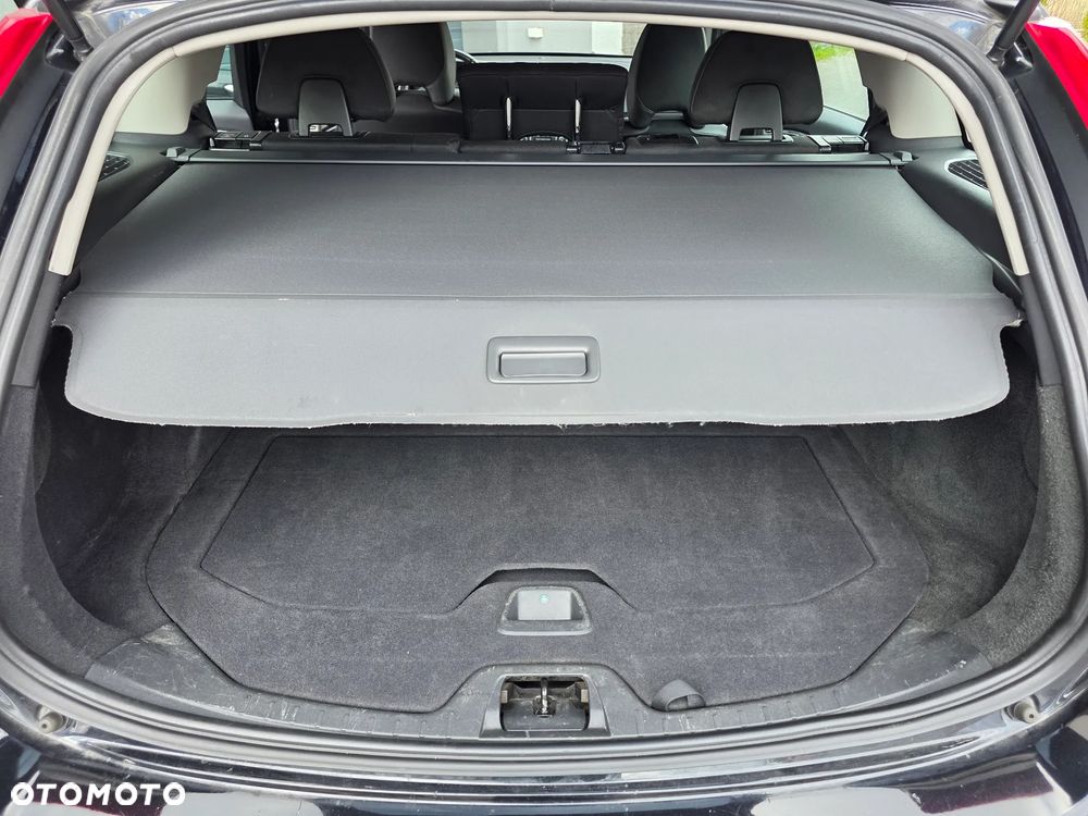 Volvo V60 D3 Momentum - 21