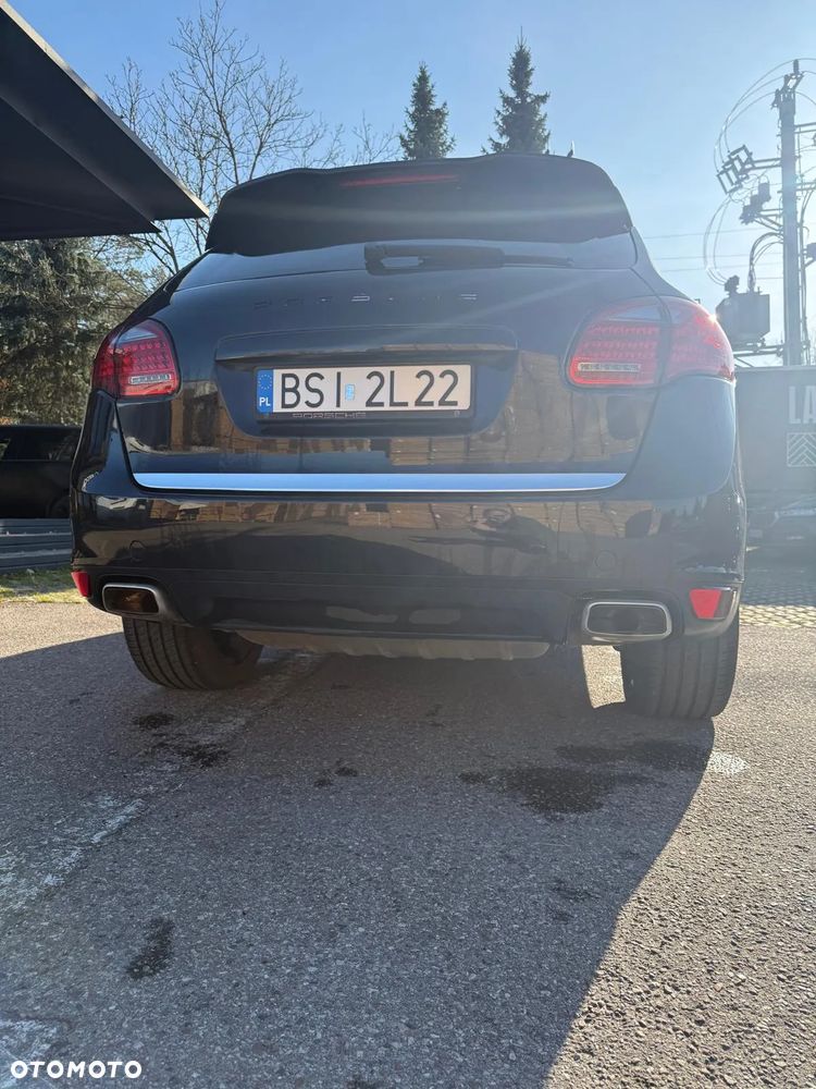 Porsche Cayenne - 10