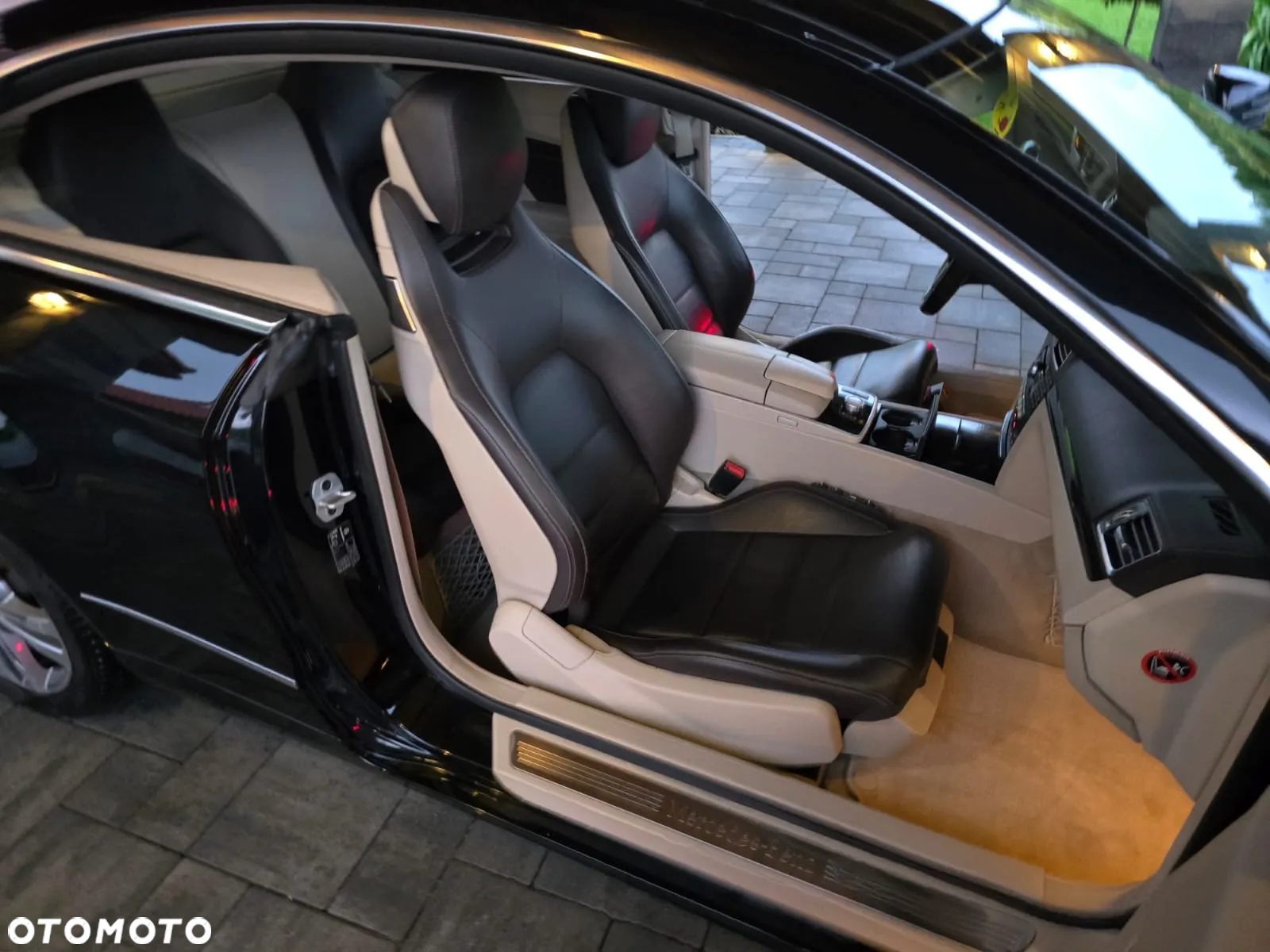 Mercedes-Benz Klasa E 250 - 17