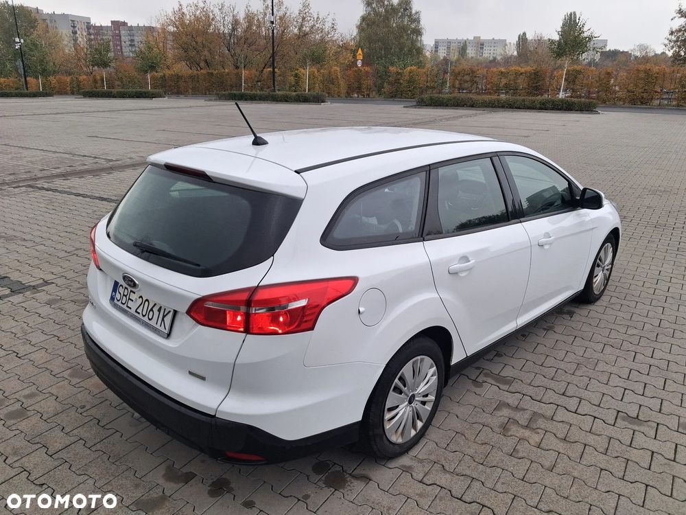 Ford Focus 2018 photo 3