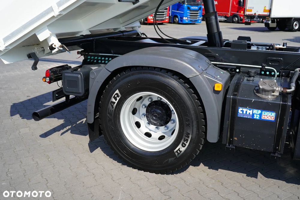 MAN TGS / 18.480 / E 6 / 4 X 4 / WYWROTKA + HDS / PALFINGER PK 20001 / PILOT - 19