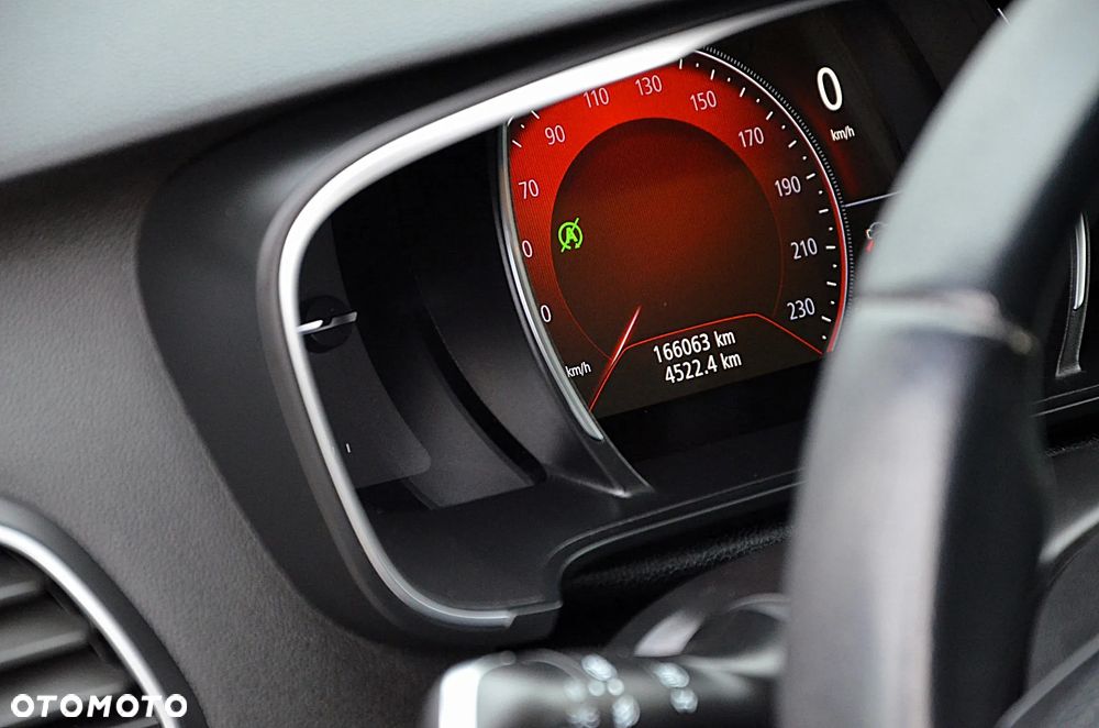 Renault Megane 1.2 Energy TCe Limited - 19