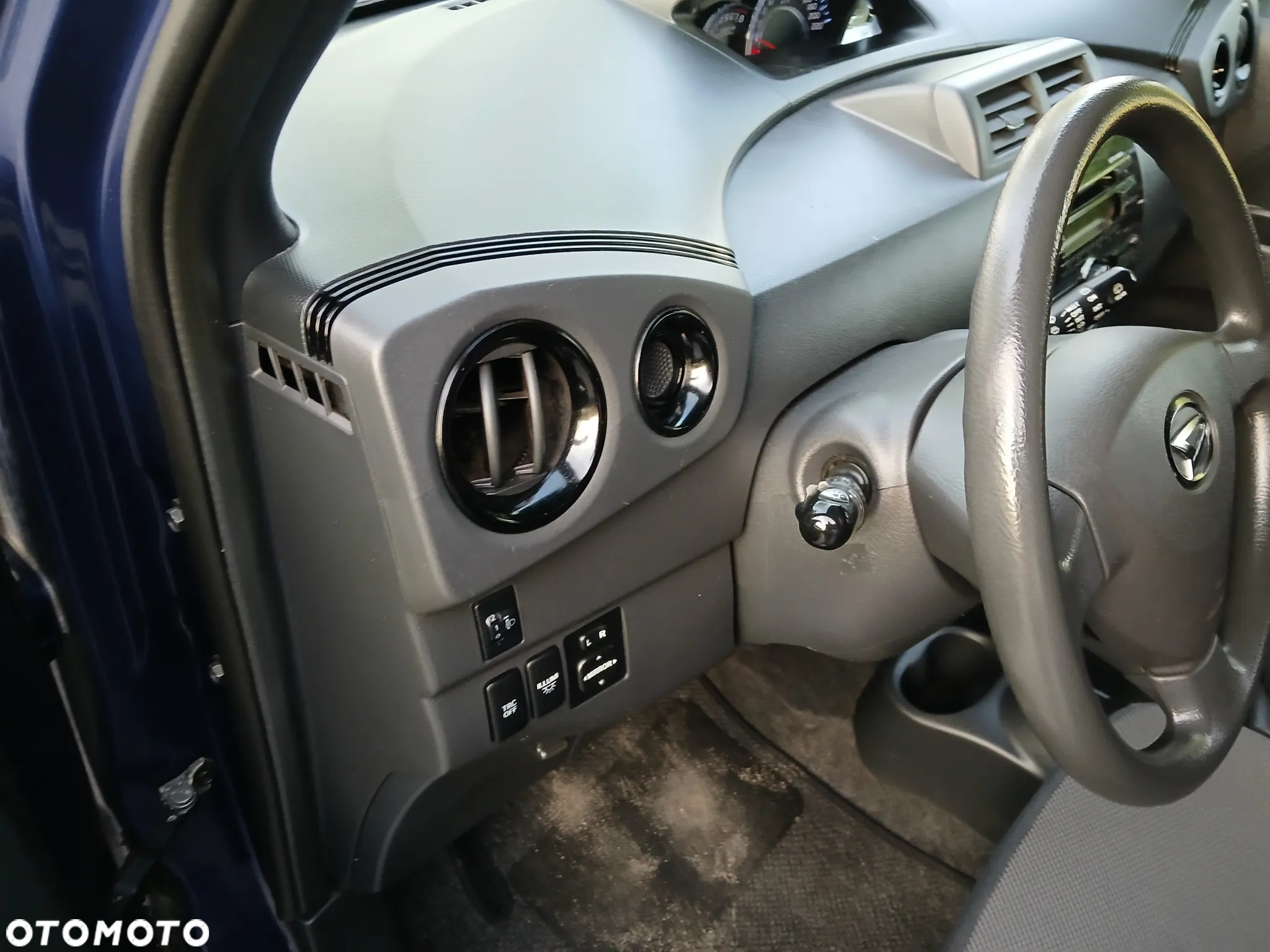 Daihatsu Materia 1.5 - 14