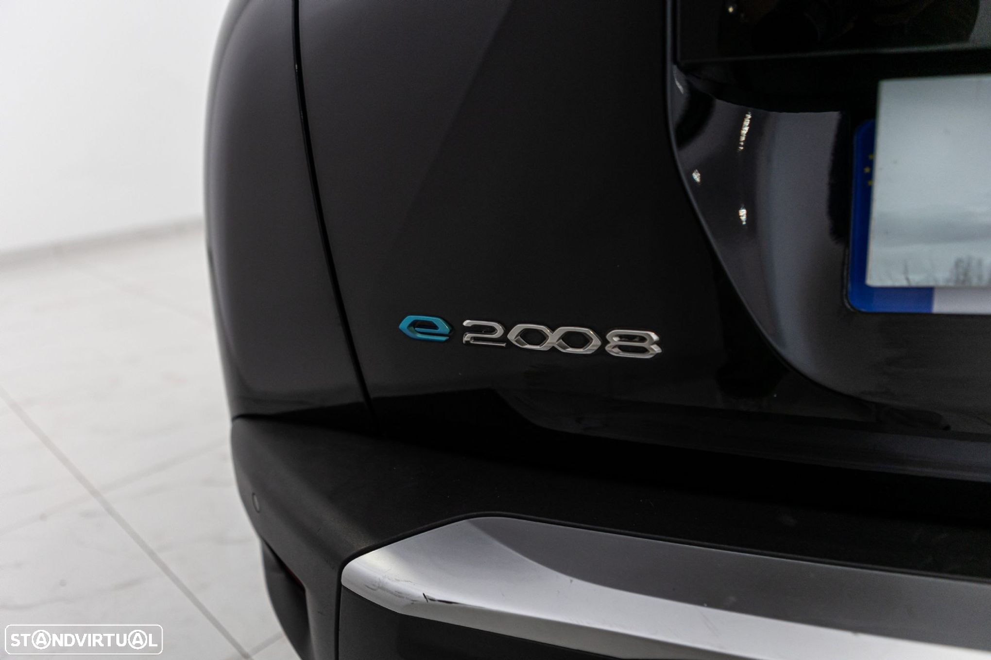 Peugeot e-2008 50 kWh GT - 7