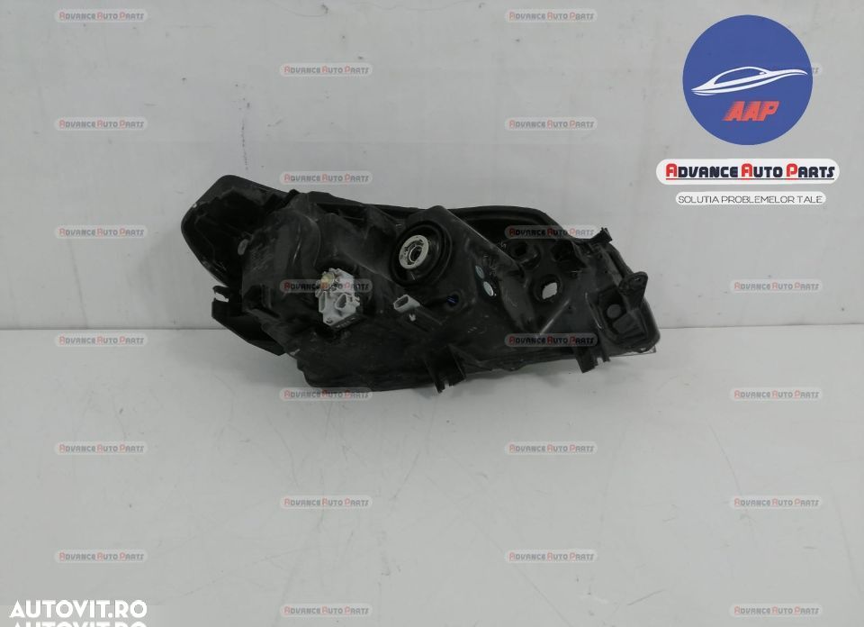 Far Stanga original Full Led cu interiorul Albastru Suzuki  Vitara  2 - 4