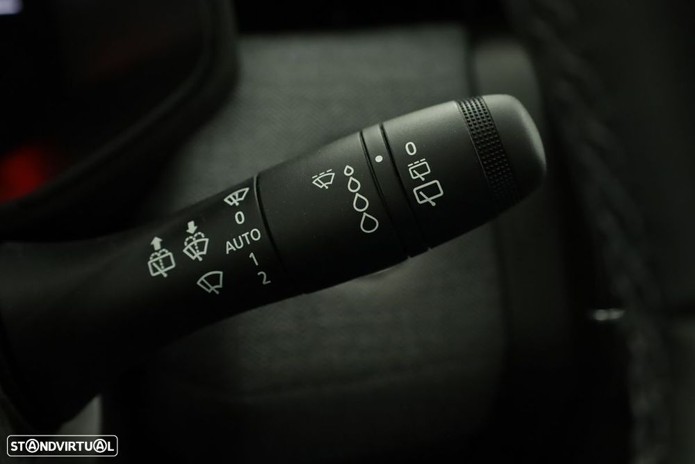 Renault Clio 1.0 TCe Techno Bi-Fuel - 16