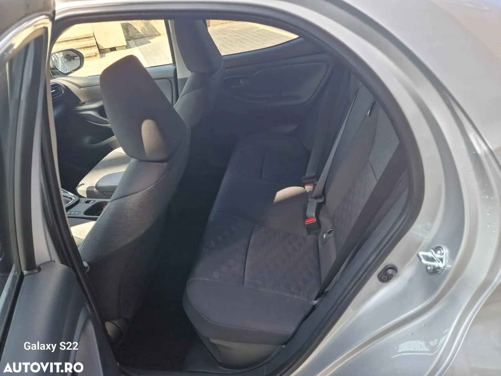 Toyota Yaris 1.5 116 CP HEV Business - 21