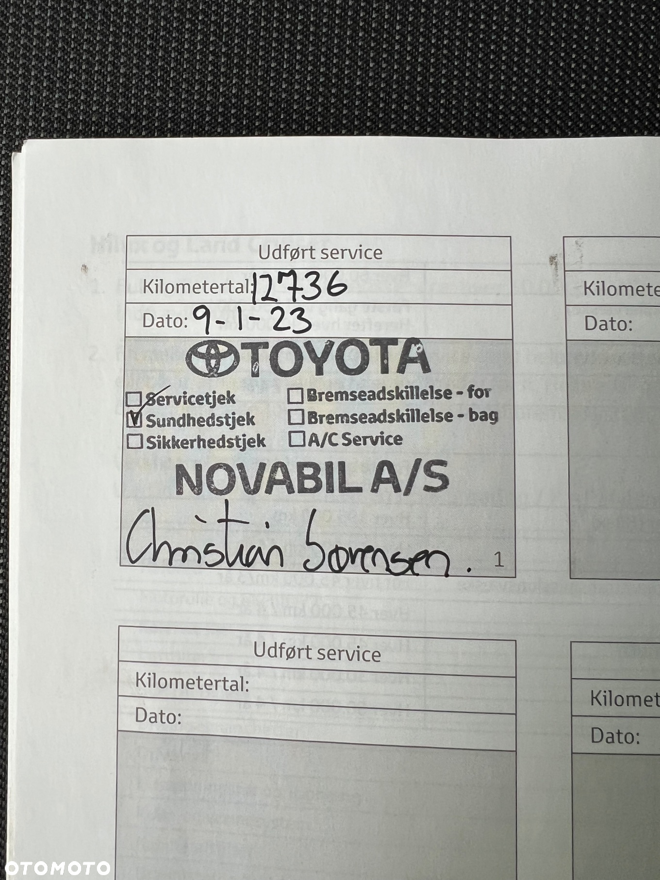 Toyota Corolla 1.8 Hybrid Business Edition - 27