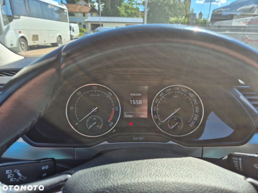 Skoda Superb 2.0 TDI Ambition DSG7 - 10