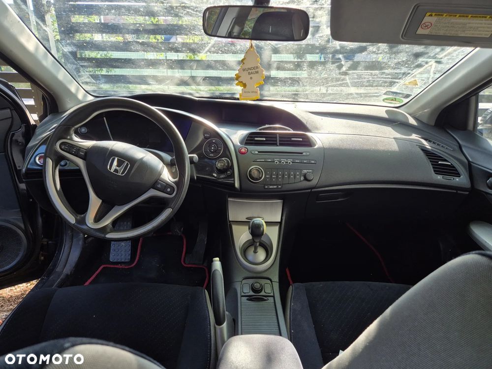 Honda Civic 1.8 Comfort - 3