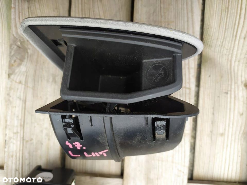 MERCEDES W211 POPIELNICZKA LEWA PRAWA SZARA W BOCZEK DRZWI - 3