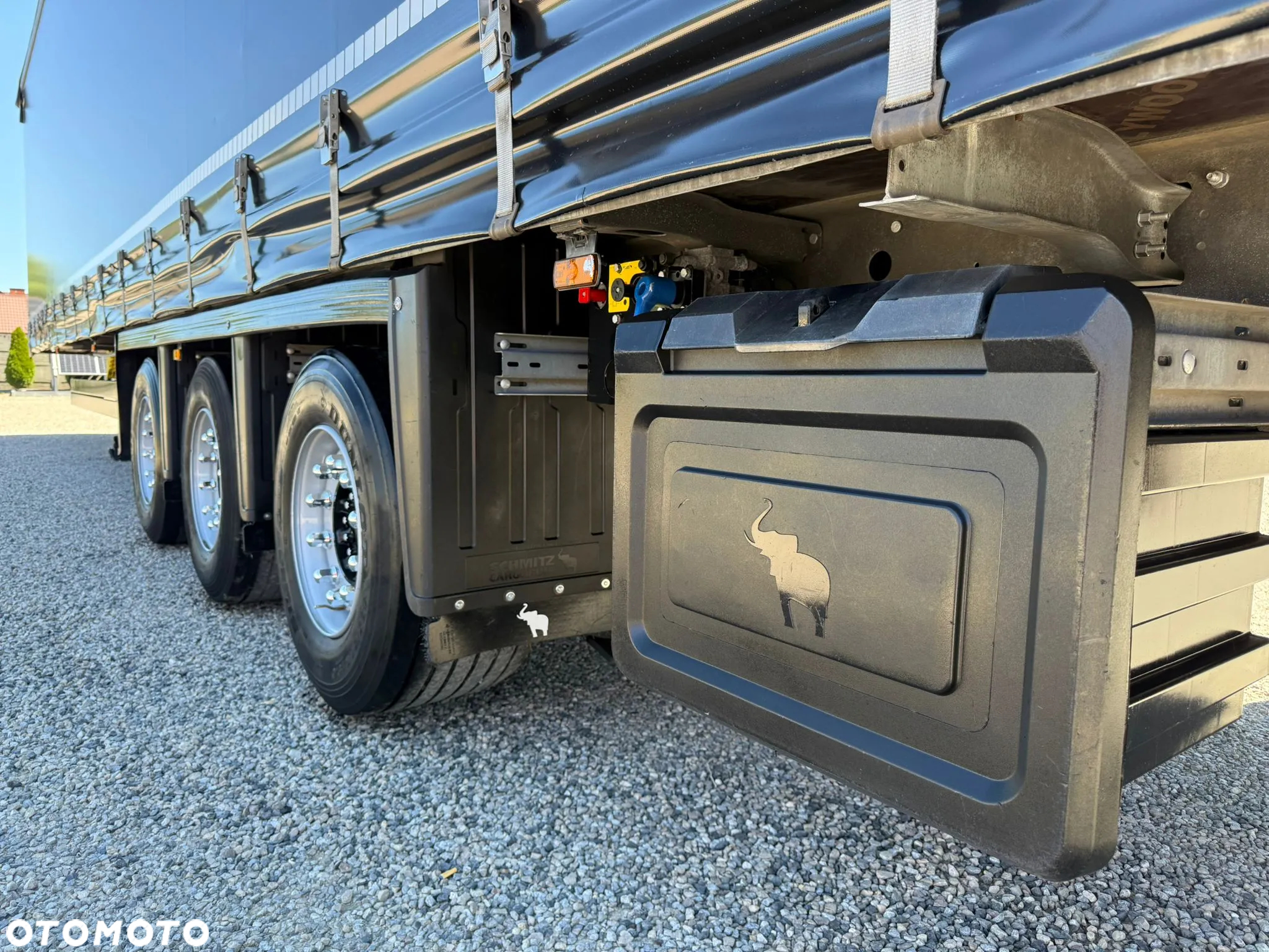 Schmitz Cargobull / FIRANKA / MEGA / SYSTEM BDE / ROZSUWANE SŁUPKI / OŚ PODNOSZONA - 24