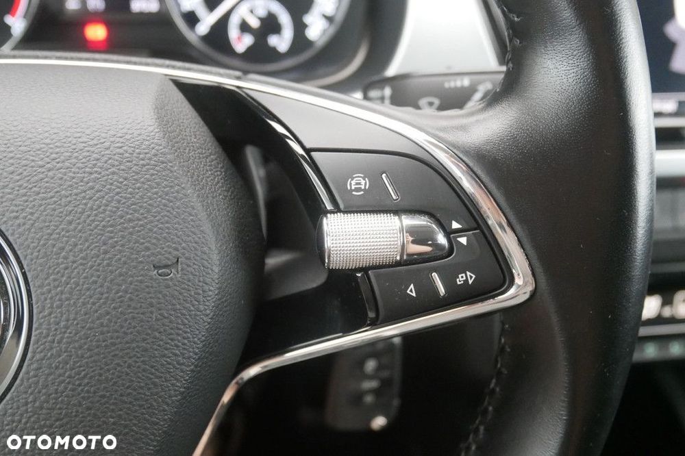 Skoda Fabia 1.0 TSI Ambition - 19