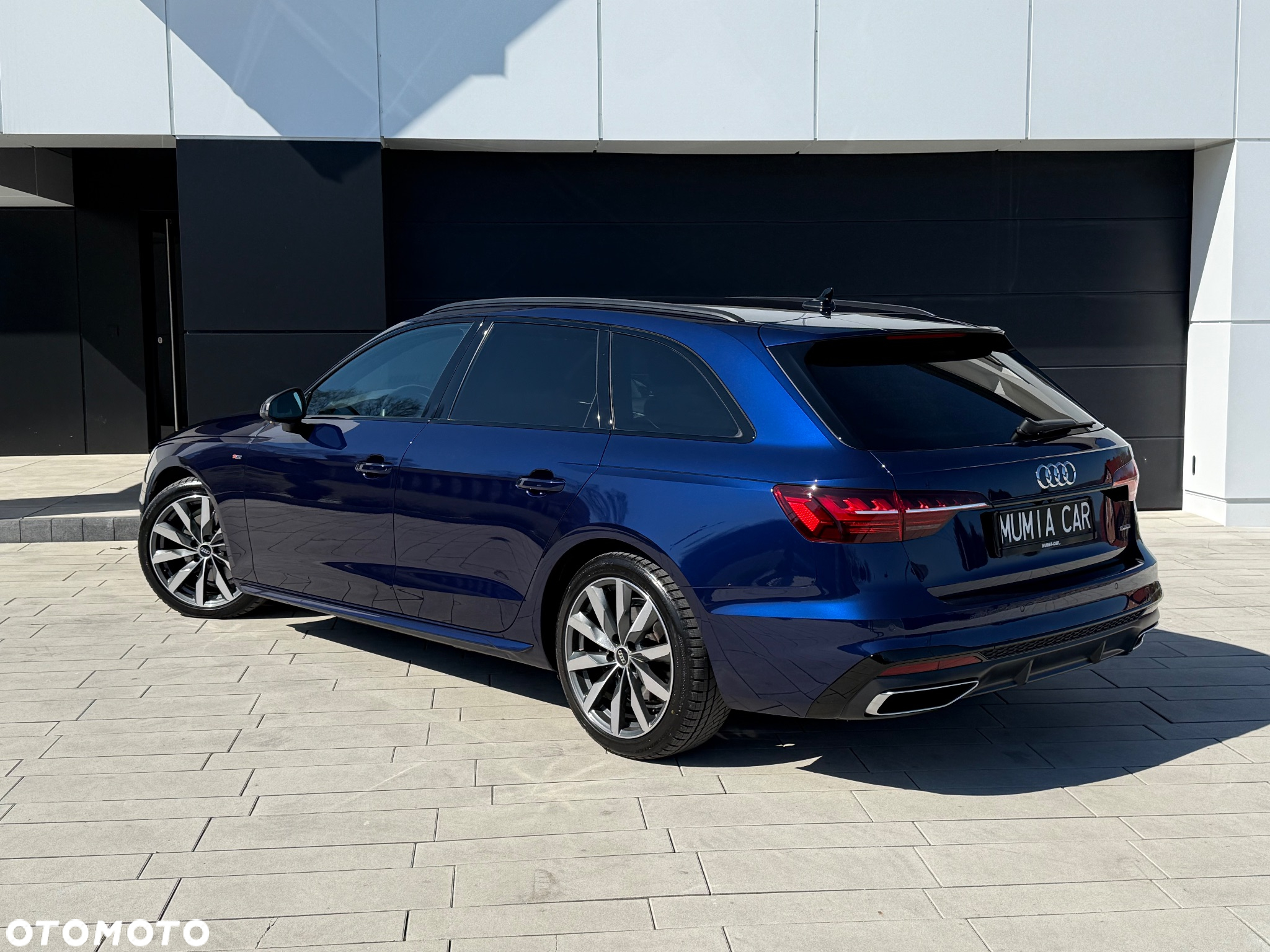 Audi A4 40 TDI quattro S tronic S line - 3
