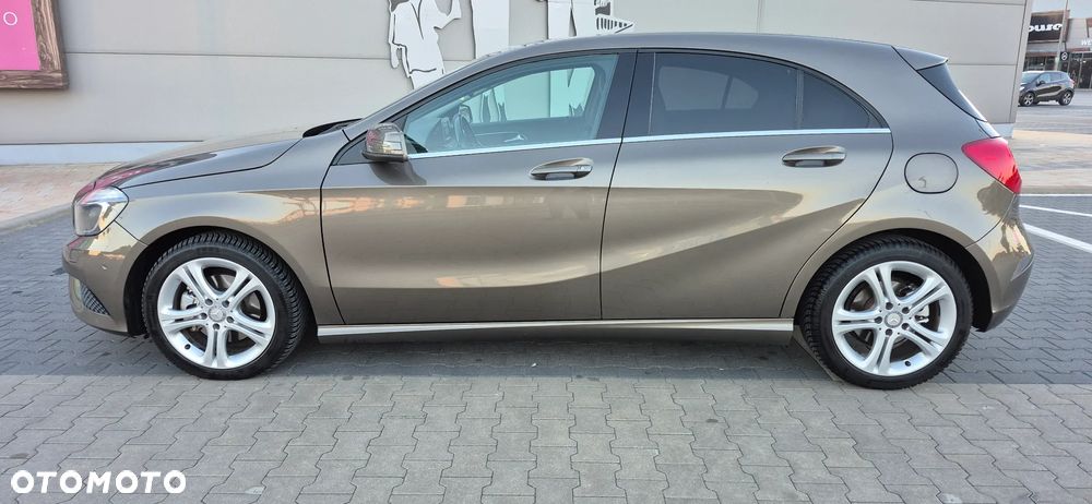 Mercedes-Benz Klasa A 200 7G-DCT AMG Line - 6