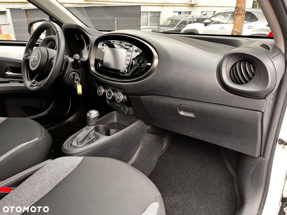 Toyota Aygo X 1.0 VVT-i Comfort CVT - 4