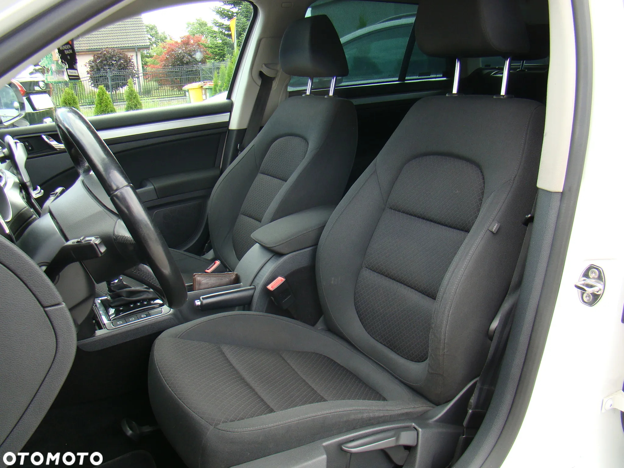 Skoda Superb 2.0 TDI Ambition DSG - 24