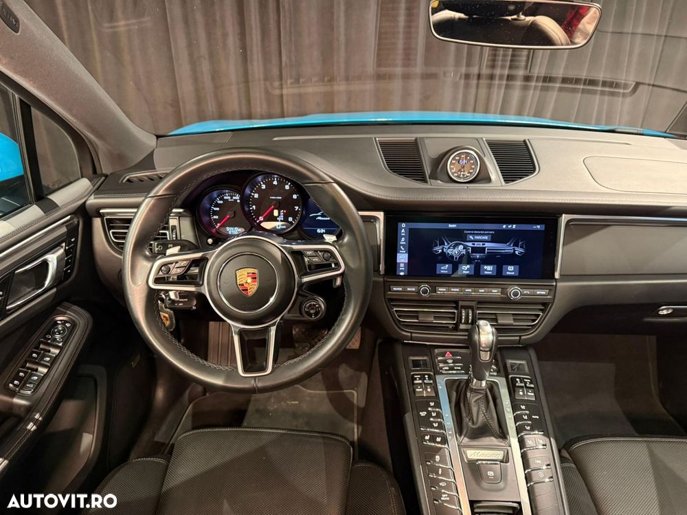 Porsche Macan - 25