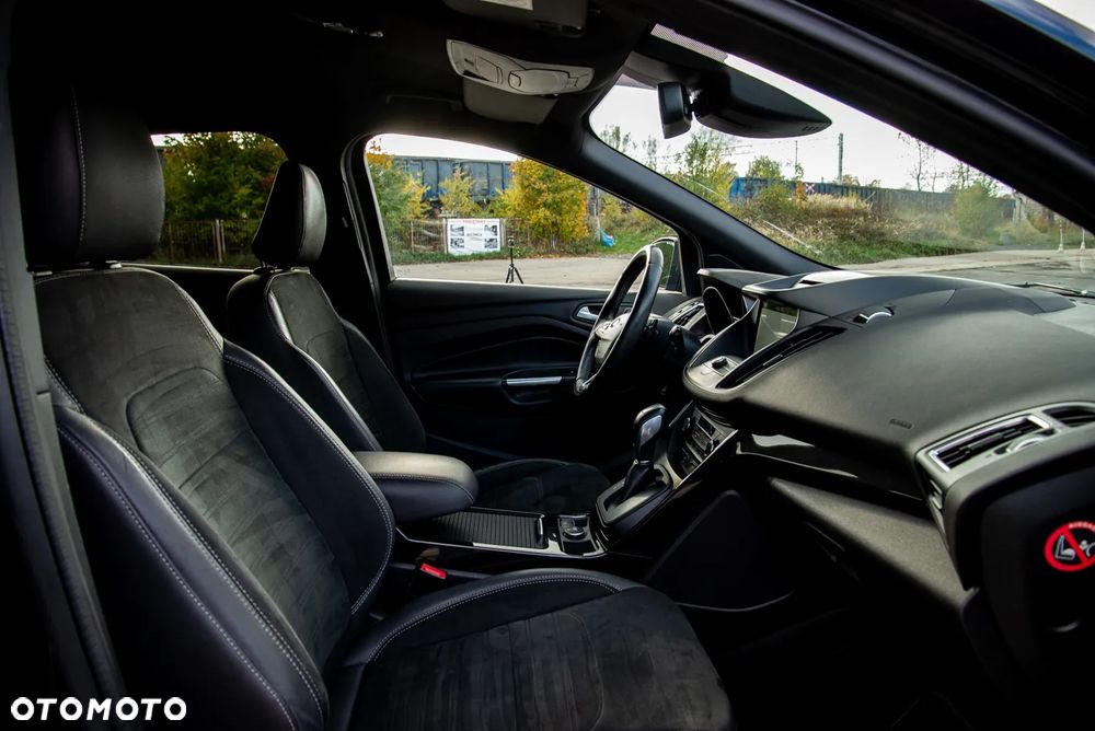 Ford Kuga 1.5 EcoBoost 4x4 ST-Line - 11