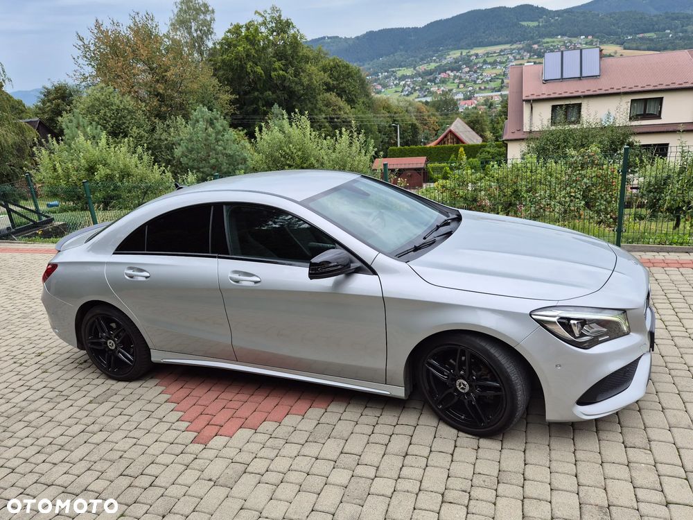 Mercedes-Benz CLA 180 7G-DCT AMG Line - 11