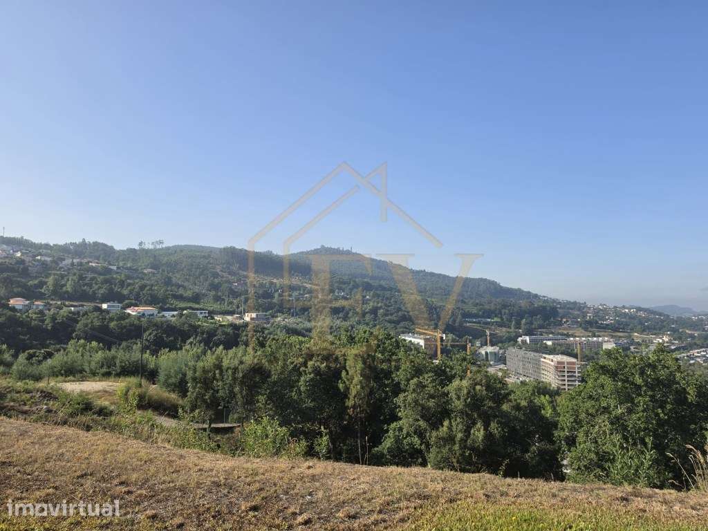 Terreno com 375m2 com vistas para a conhecida montanha da penha - Grande imagem: 3/3