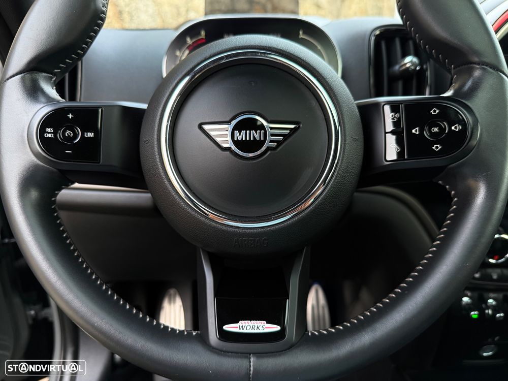 MINI Countryman Cooper D Premium First JCW Auto - 24