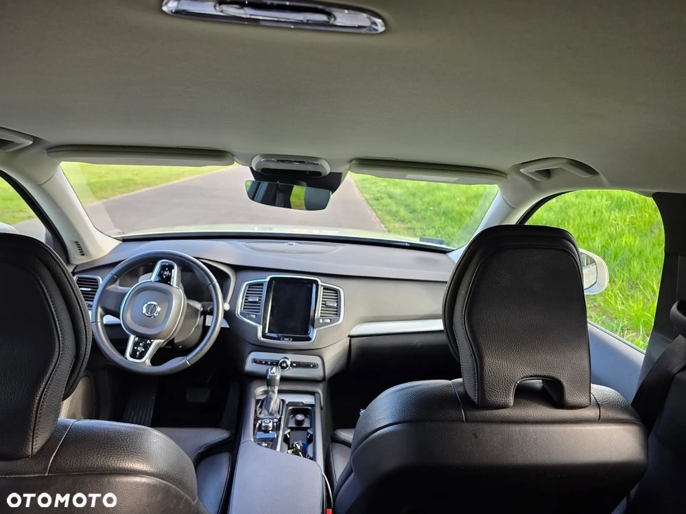 Volvo XC 90 D5 SCR AWD Momentum - 10