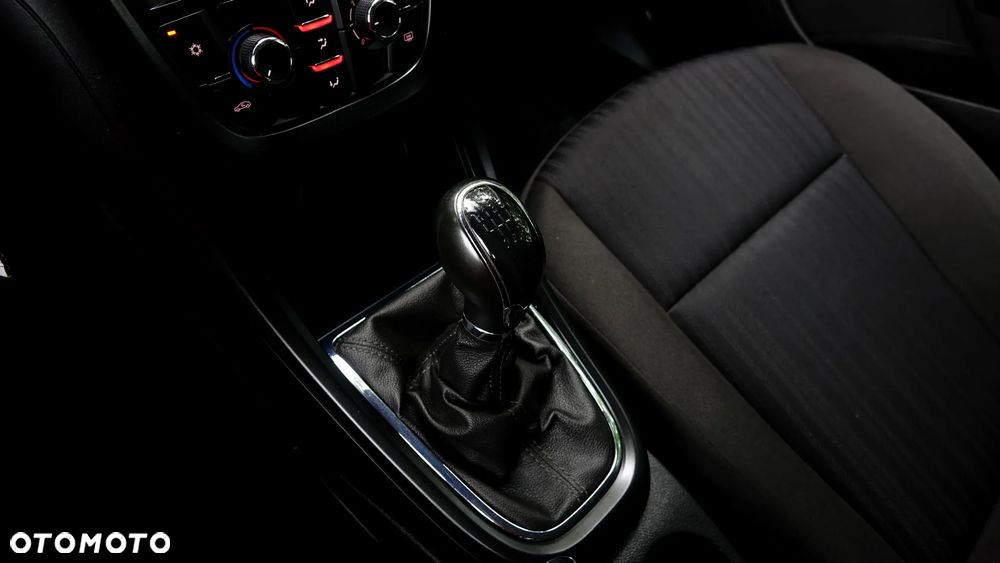 Opel Astra 1.4 Innovation - 18