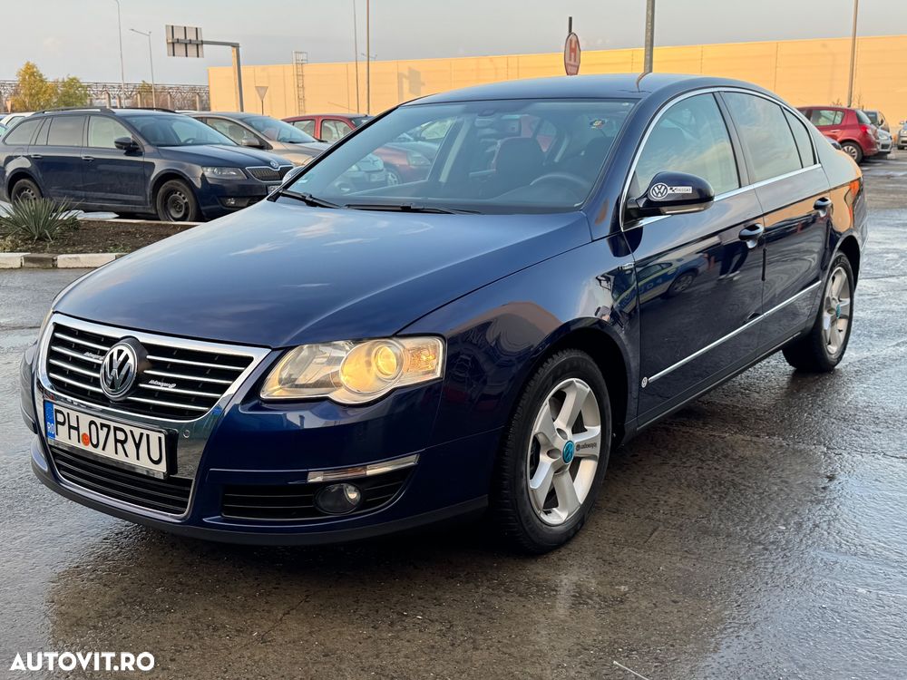 Volkswagen Passat 2.0 TDI DPF DSG Sportline - 2