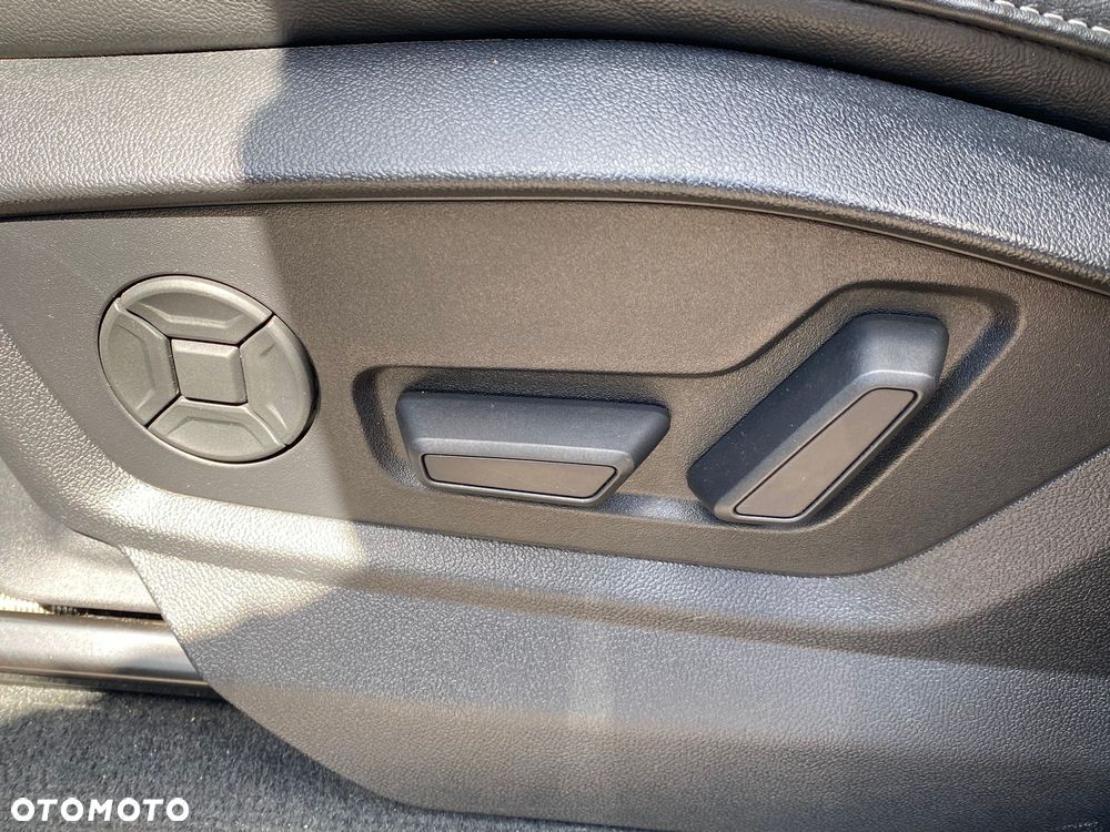 Audi Q7 55 TFSI mHEV Quattro S Line Tiptr - 35