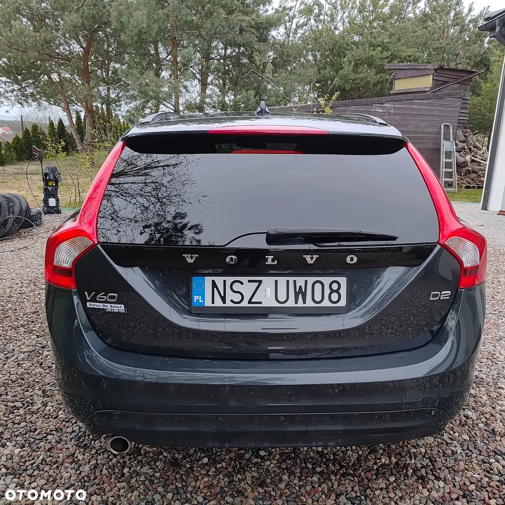 Volvo V60 D2 Momentum - 3
