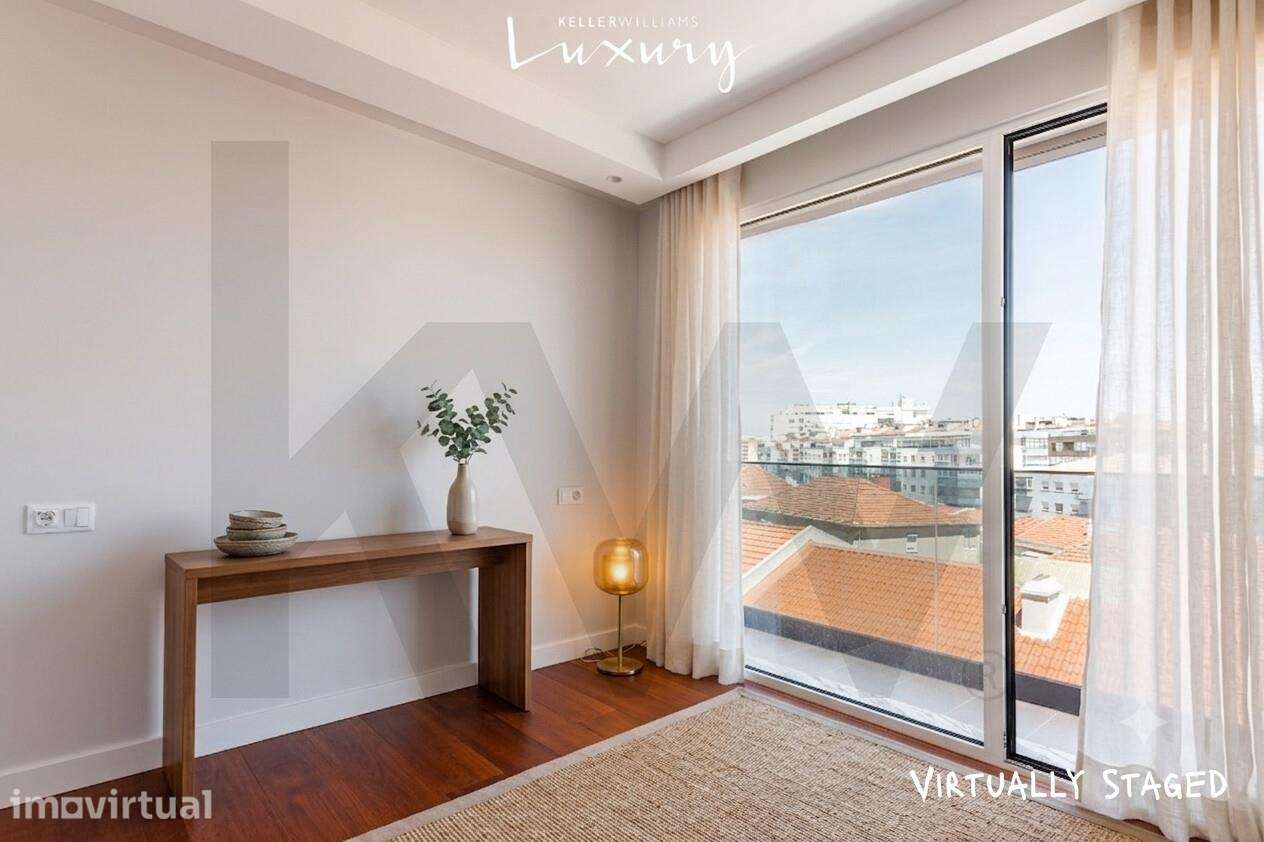 Exclusivo T4 com Terraços Privativos, Home Office e 2 Lugares de Garag - Grande imagem: 4/32