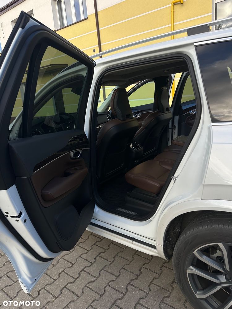Volvo XC 90 T6 AWD Momentum 7os - 25
