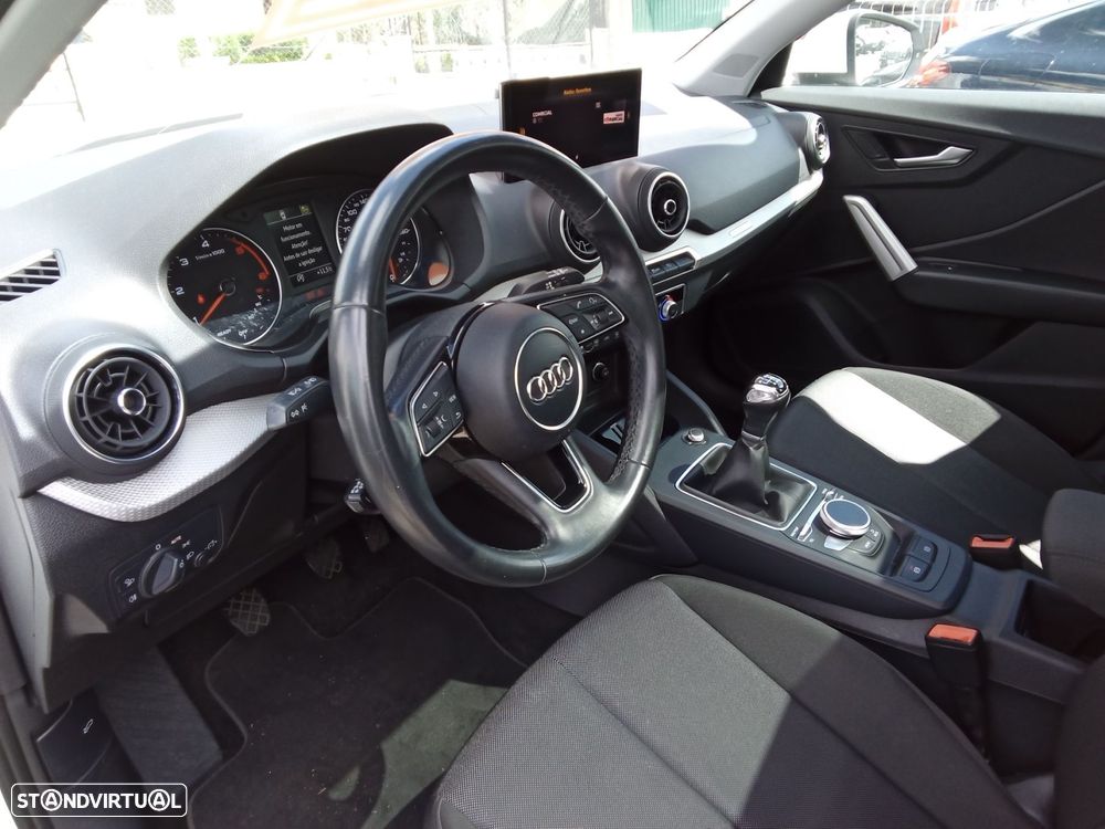 Audi Q2 30 TDI Advanced - 27