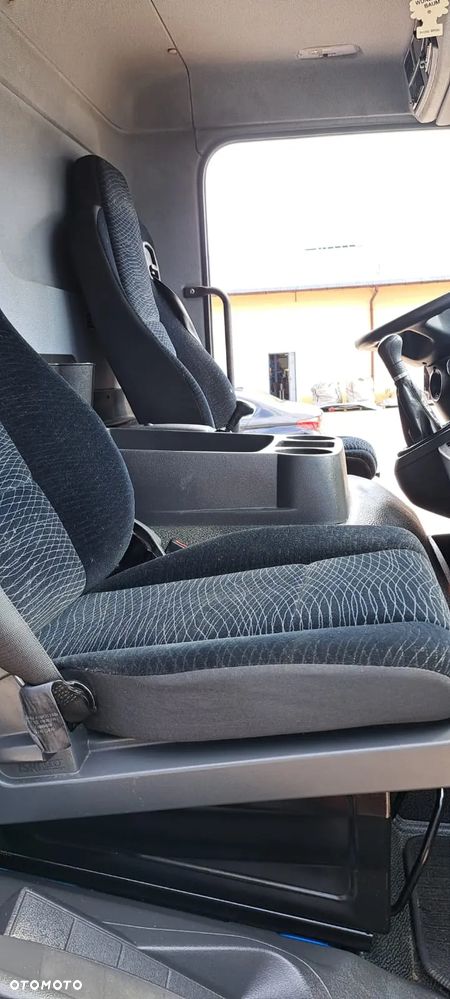 Mercedes-Benz ATEGO - 4