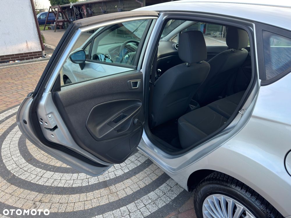 Ford Fiesta - 19