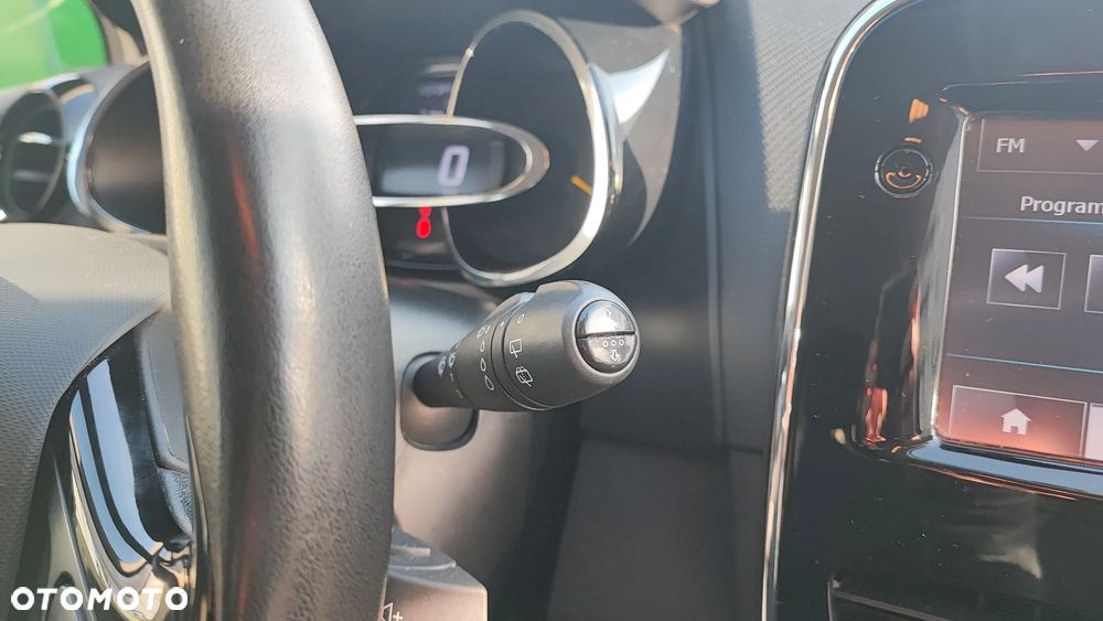 Renault Clio TCe 90 Luxe - 34