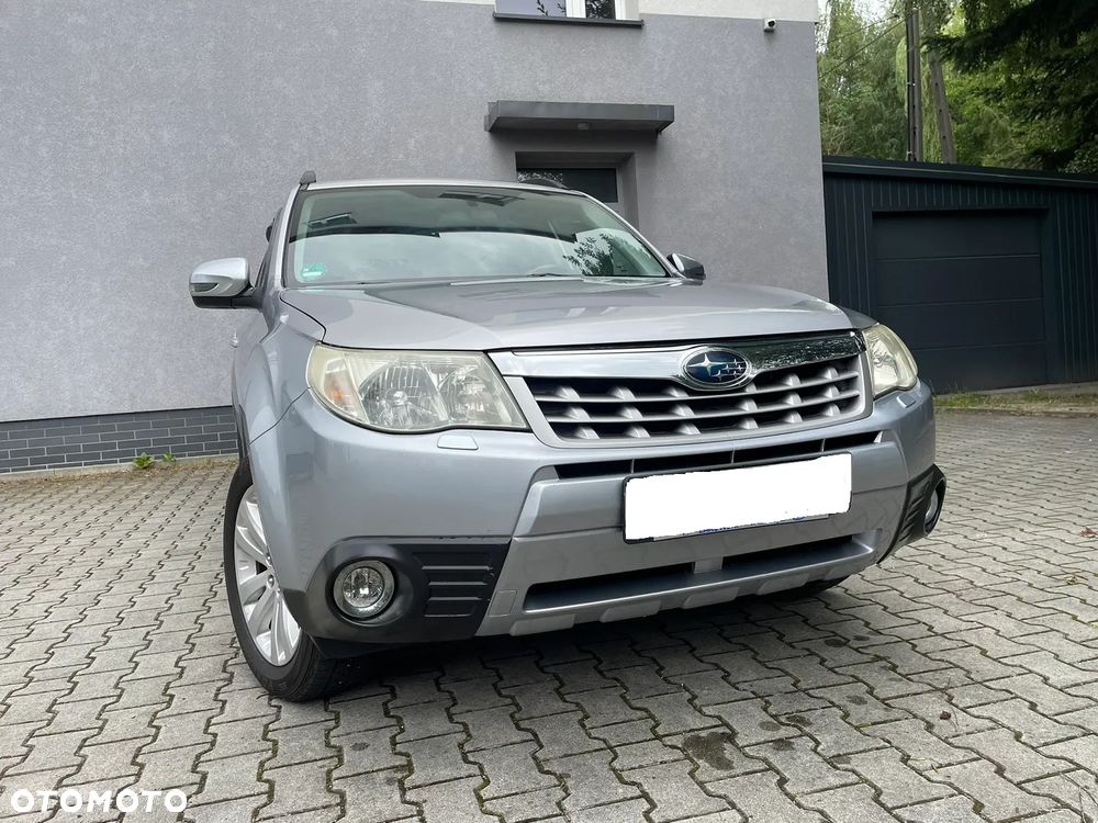Subaru Forester 2.0X Exclusive - 37