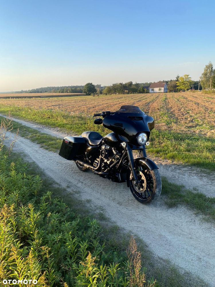 Harley-Davidson FLHXS Special - 2
