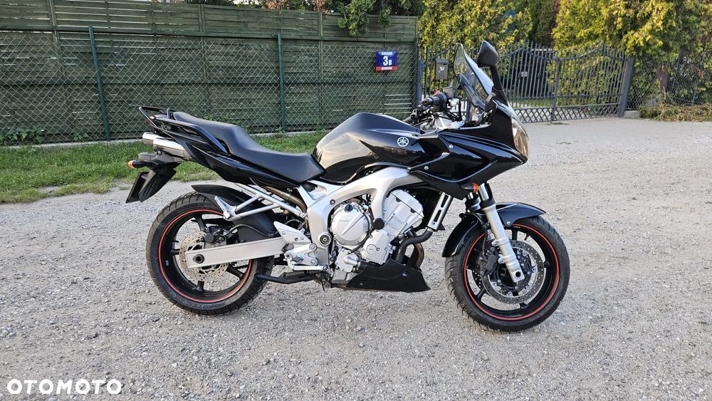 Yamaha FZ6 - 40