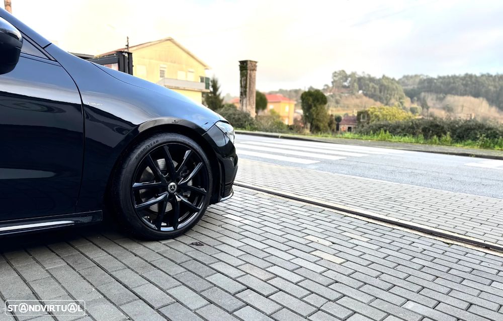 Mercedes-Benz CLA 250 e Shooting Brake AMG Line - 9