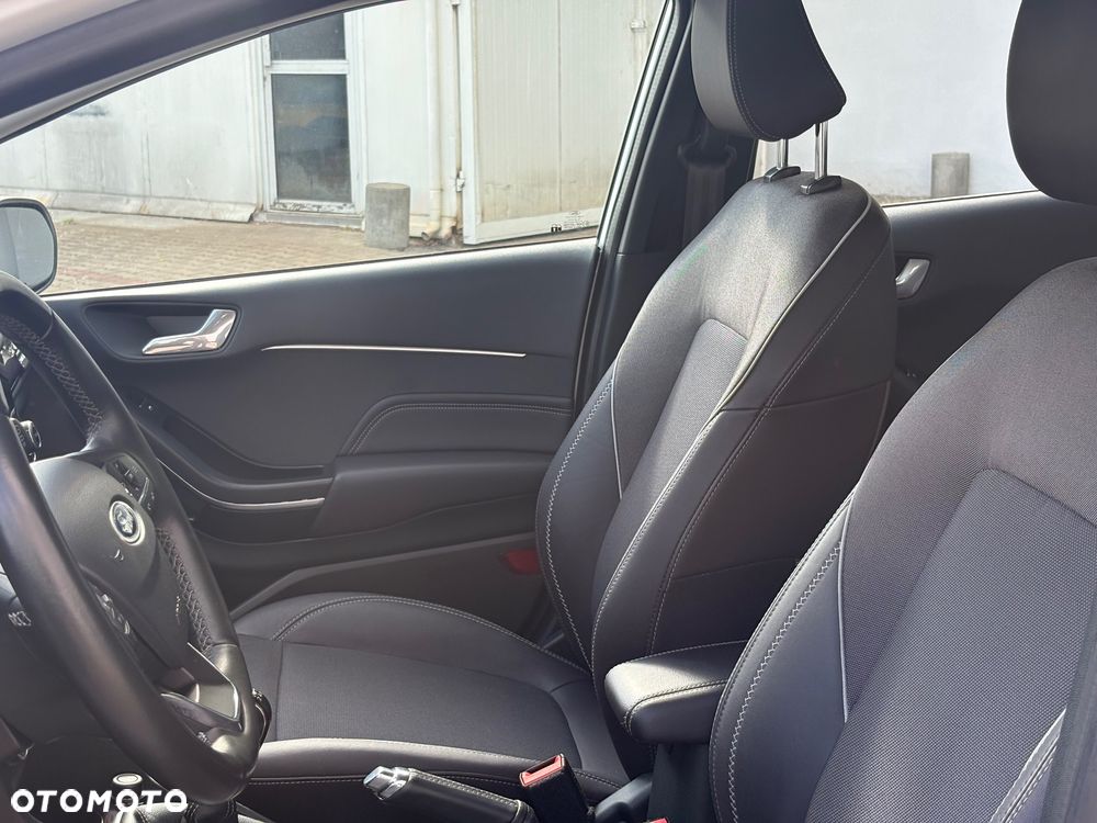 Ford Fiesta 1.0 EcoBoost S&S VIGNALE - 22