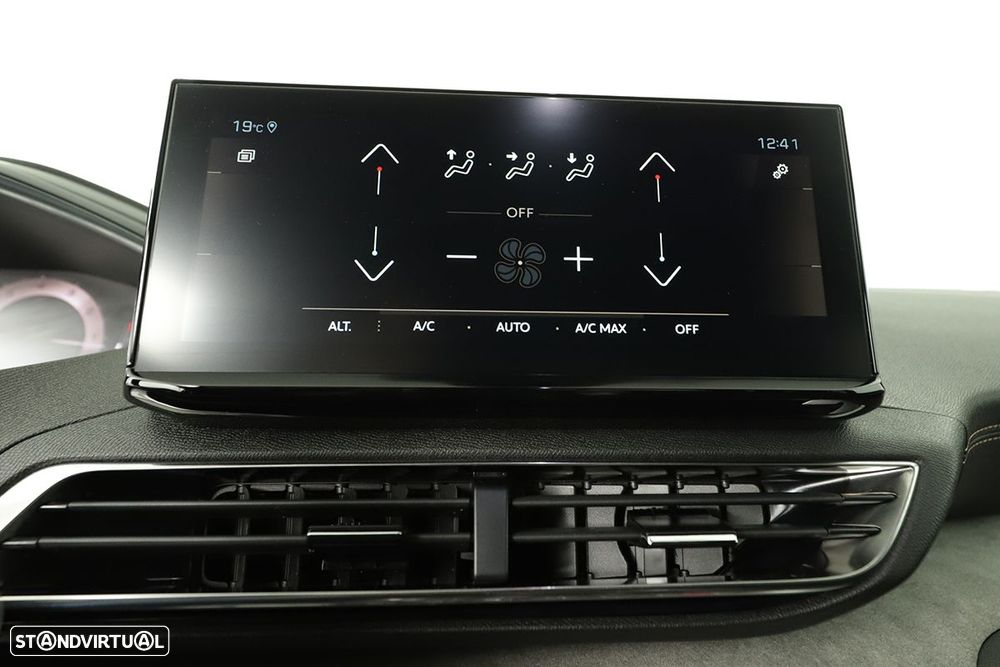 Peugeot 3008 1.2 PureTech GT EAT8 - 8